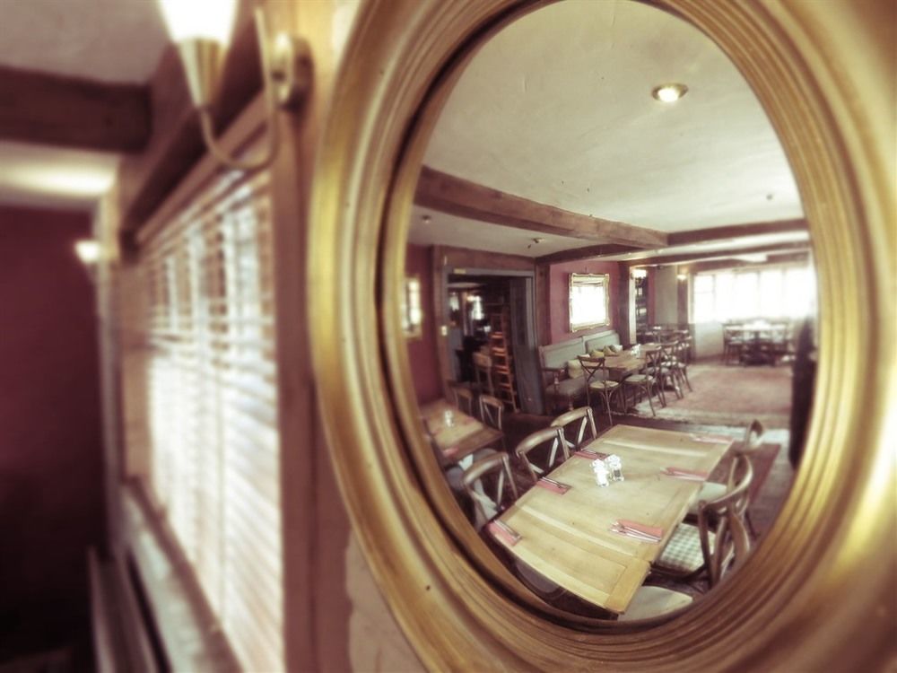 The Star Inn Lingfield Buitenkant foto
